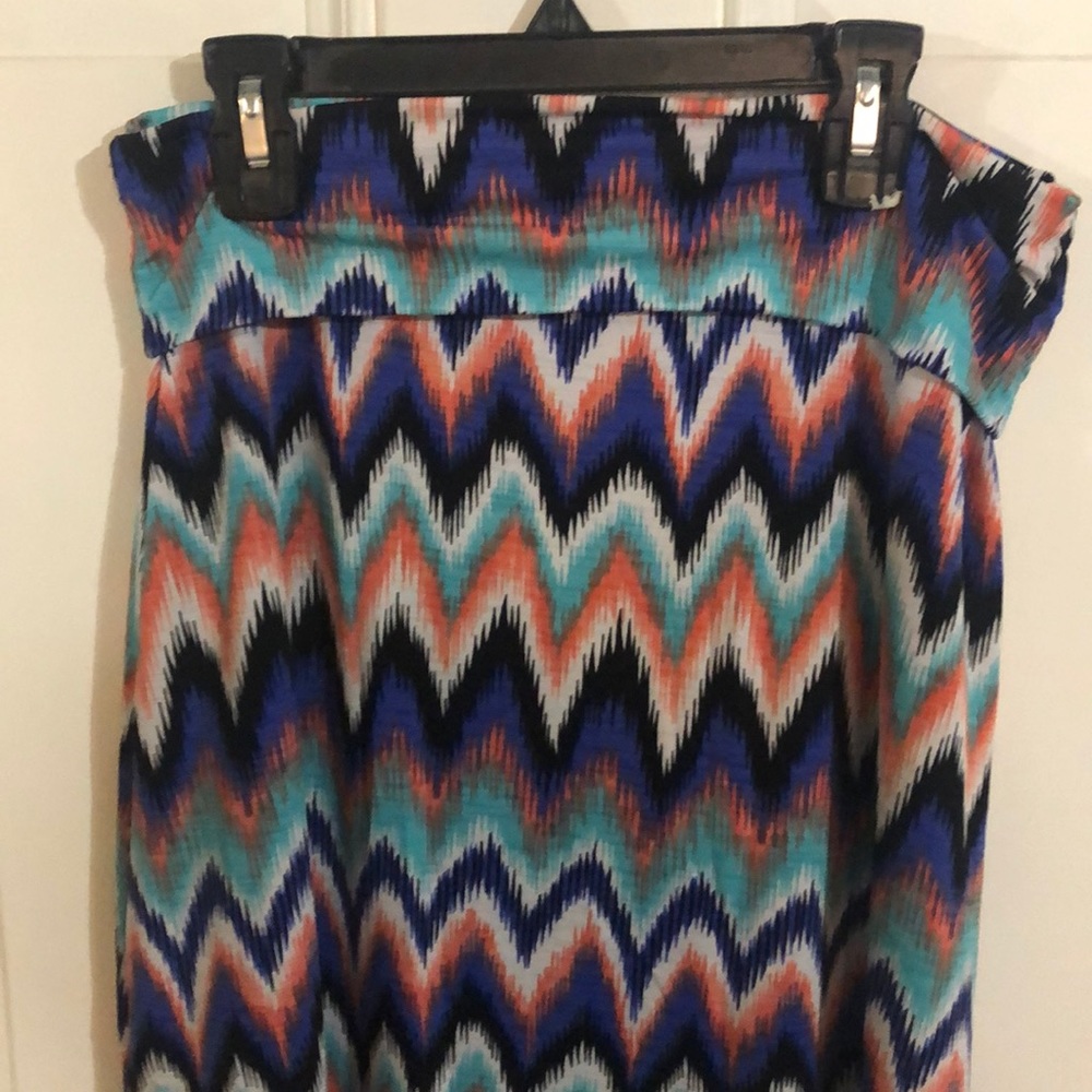 Multicolor pattern maxi skirt - Picture 2 of 5